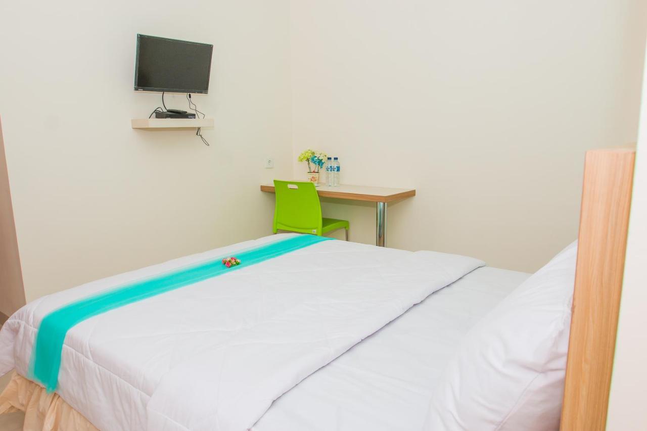 Berlian Hotel Енде Екстериор снимка